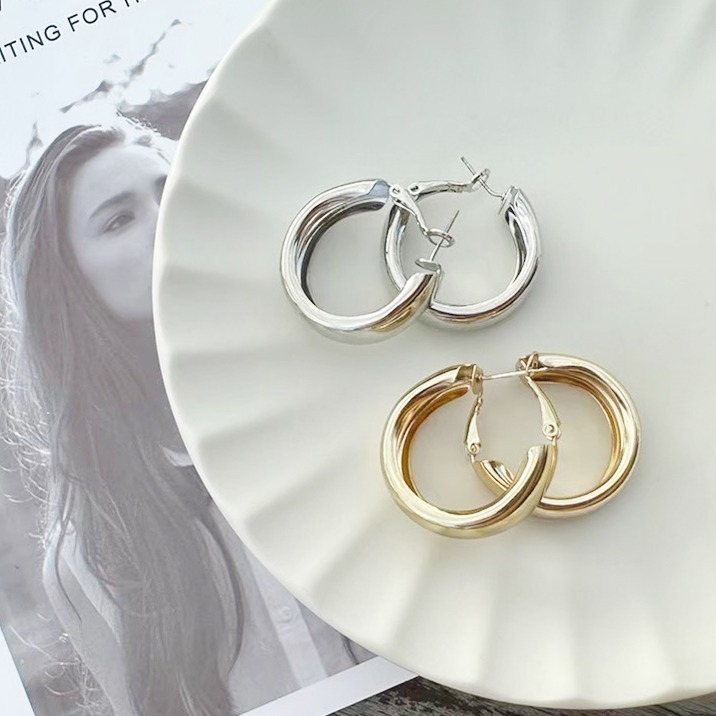 現貨實拍🔥寬版C圈耳環 金色 s925純銀❤️-細節圖2