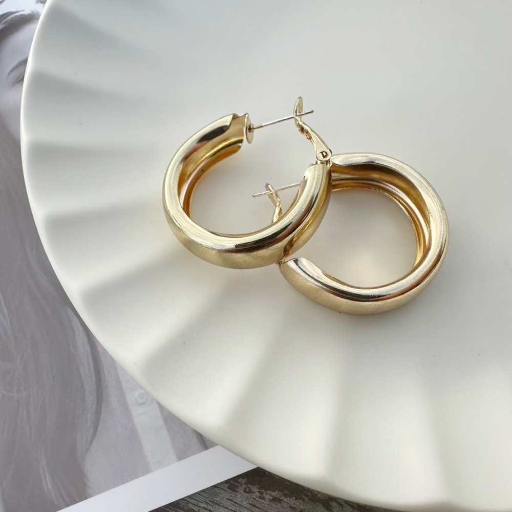 現貨實拍🔥寬版C圈耳環 金色 s925純銀❤️-細節圖4