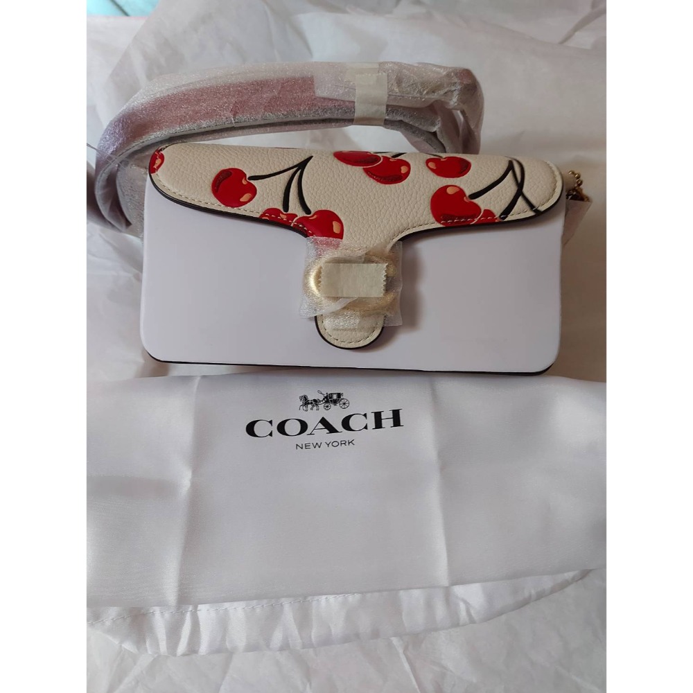 櫻桃包 coach cherry 20 mini cargo跟coach cherry tabby 20-細節圖2