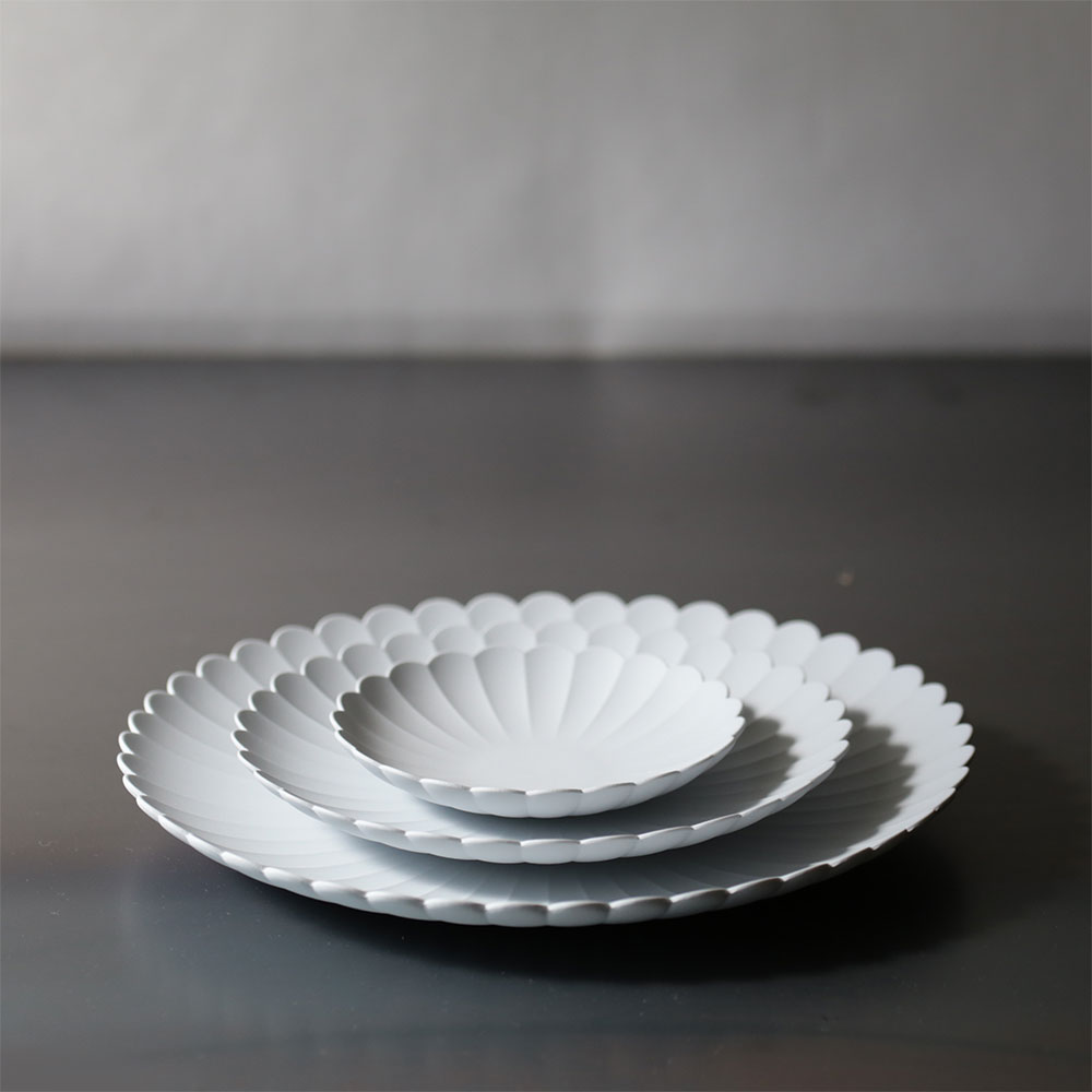 日本正版傳世級藝術品 1616 arita TY 柳原照弘有田燒110mm菊皿最佳生日禮物情人節禮物結婚紀念禮物喬遷禮物-細節圖3