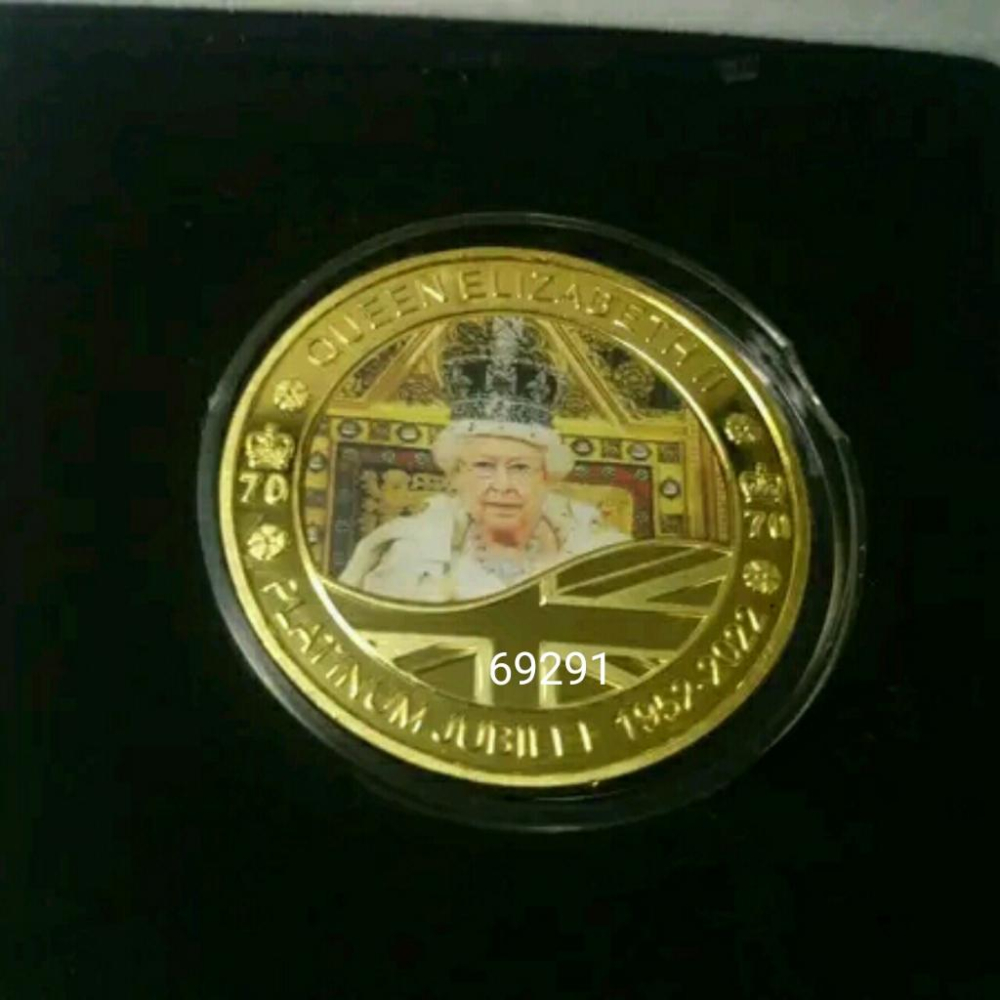 英女王伊麗莎白二世彩色鍍金紀念幣C版~非銀幣有盒子英國空運來台，錢幣，紀念幣，幣~英女王伊麗莎白二世彩色鍍金紀念幣-細節圖6