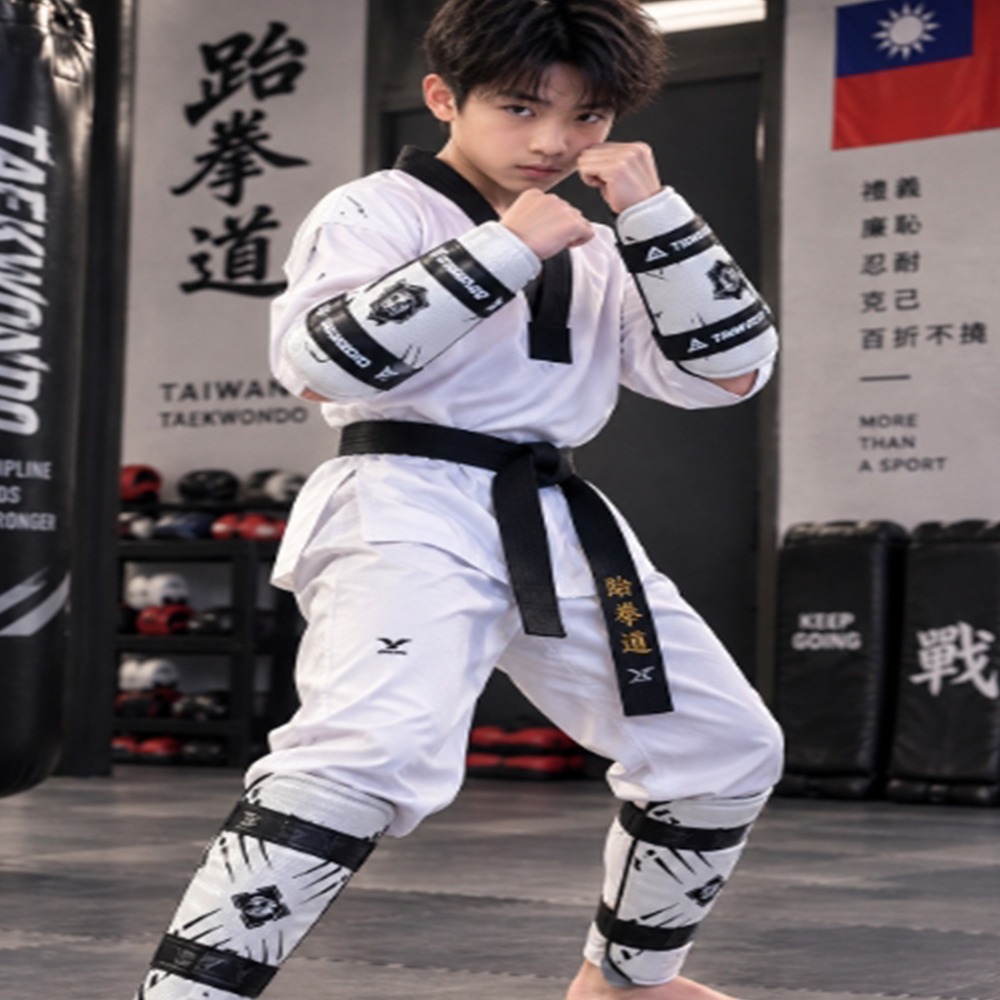 ~子甄彣璟~跆拳道護臂 護腿 競技護具 腿套 手套 護肘 散打 拳擊 格鬥練習 運動防具 泰拳 拳擊 搏擊訓練-細節圖6