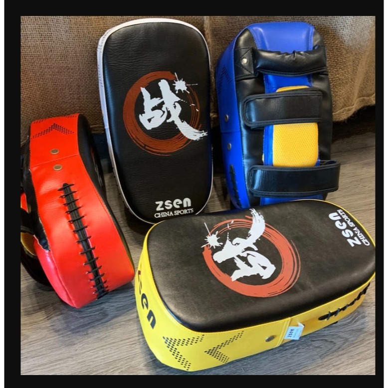 ~子甄彣璟~熱賣中 戰牌踢靶 空手道格鬥訓練 弓形腳靶 拳擊散打 泰拳 手靶 腿靶 孤行腳靶 跆拳道 武術練習 訓練靶-細節圖6