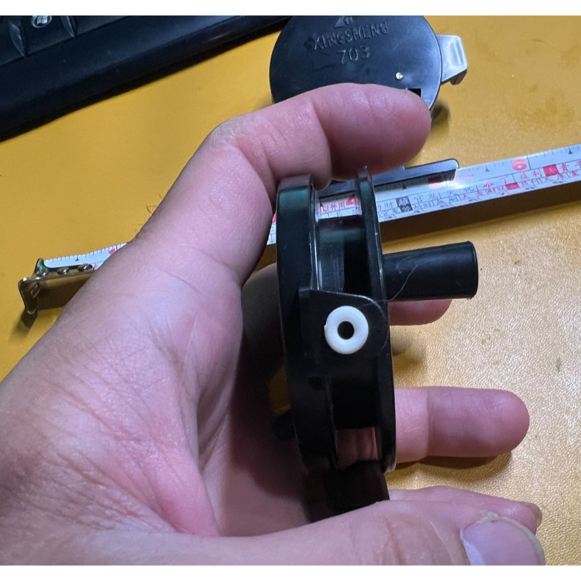 ~子甄彣璟~特價品 703#60 飛釣輪 冰釣輪 前打輪 中通輪 小車盤 膠車盤 塑料輪 捲線器 魚輪-細節圖2