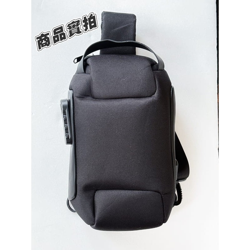 ~子甄彣璟~側背包9530 密碼鎖 斜挎包 多功能大容量 斜背包 胸包 旅行包 防潑水 背包 錢包 單肩包 側肩包-細節圖2