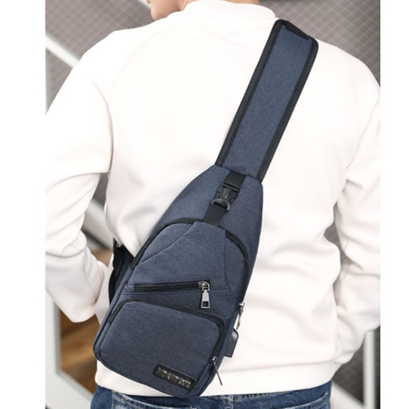 ~子甄彣璟~側背包Mei斜挎包 多功能大容量 斜背包 胸包 旅行包 防潑水 背包 錢包 單肩包 側肩包-細節圖8