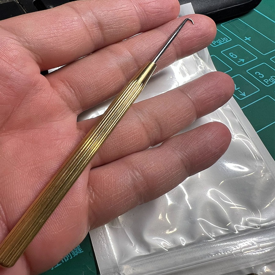 ~子甄彣璟~拉線過孔鉤 羽毛球拍 拉穿鉤 過線孔 羽毛球 壓過孔鉤拉線鉤 羽毛球拉線鉤-細節圖4