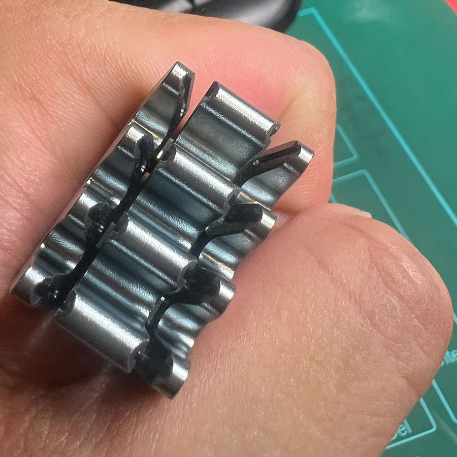 ~子甄彣璟~拉線四齒飛夾 羽毛球拍 手工 穿線拉線機 固定夾子 羽毛球 纏線機器配件 飛夾 固定夾-細節圖4