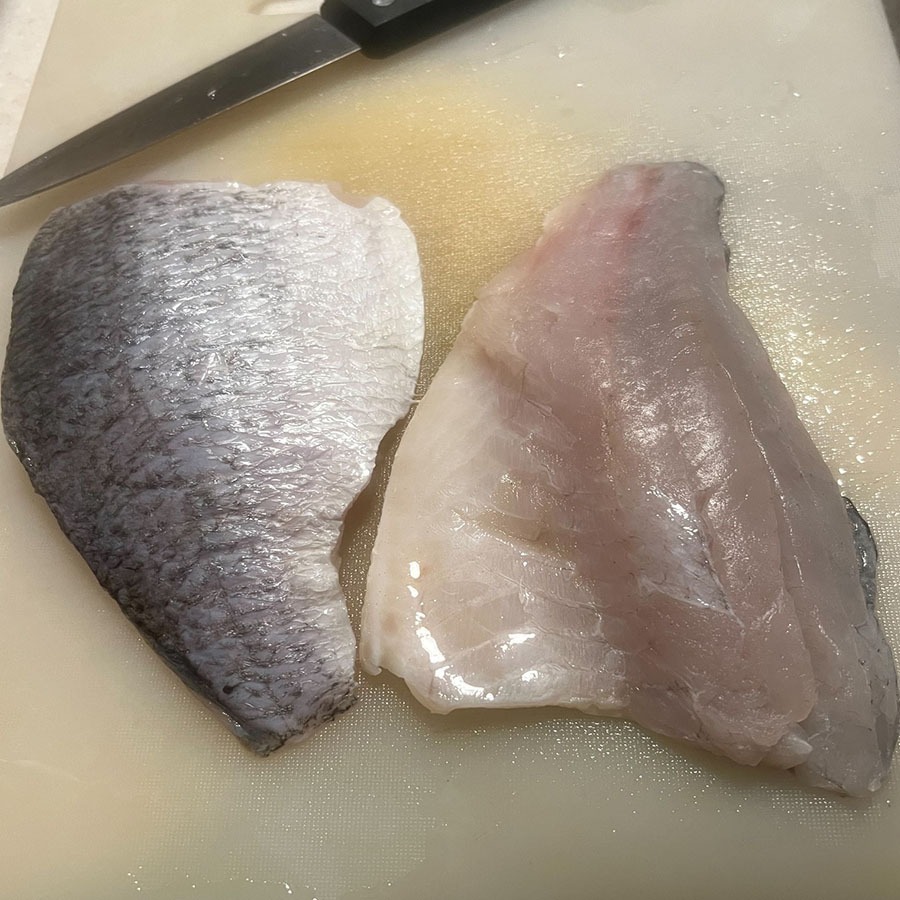 ~子甄彣璟~見說明再下單-金目鱸魚 帶皮鱸魚片 100-400g 去刺 鱸魚片 鱸魚 清肉 鱸魚排 高蛋白 脂肪低-細節圖3