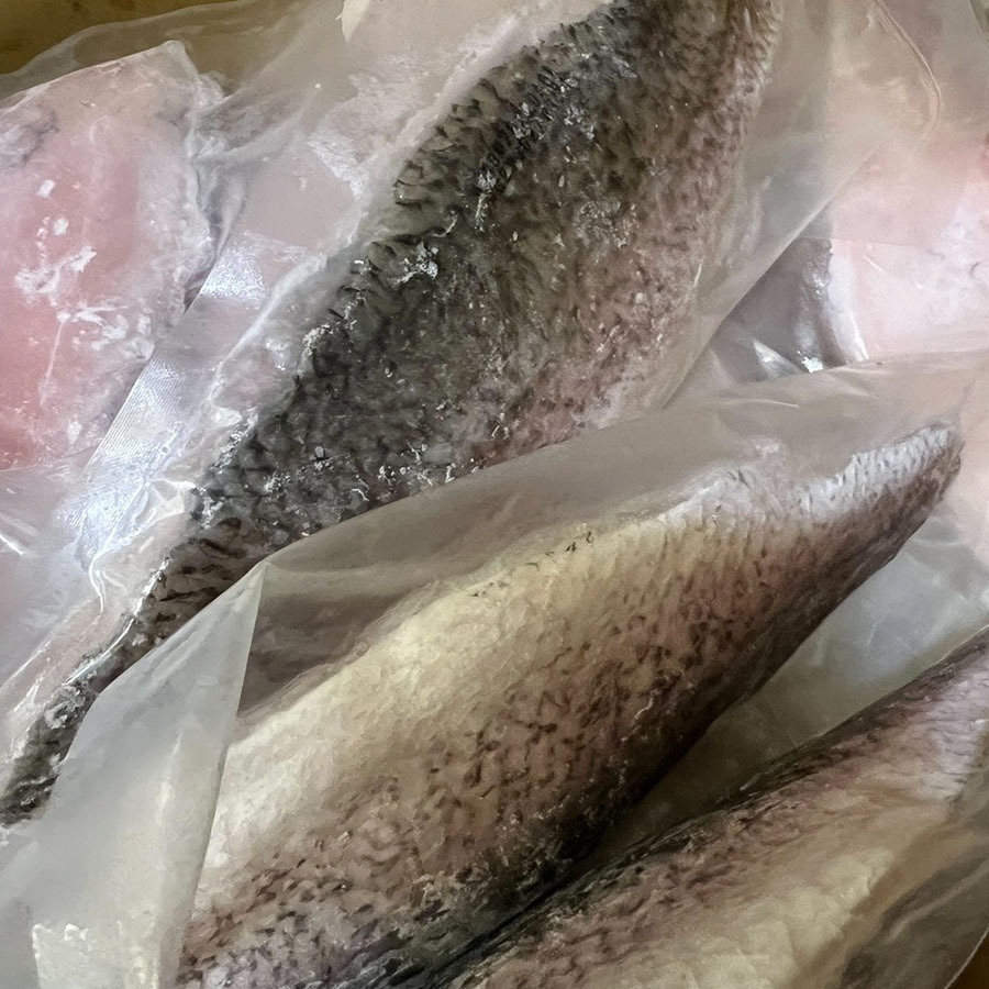 ~子甄彣璟~見說明再下單-金目鱸魚 帶皮鱸魚片 100-400g 去刺 鱸魚片 鱸魚 清肉 鱸魚排 高蛋白 脂肪低-細節圖4