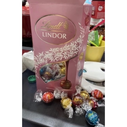 現貨5盒拆賣一個15元（24/6/30）Lindor 粉紅限定版綜合巧克力 600公克#218975