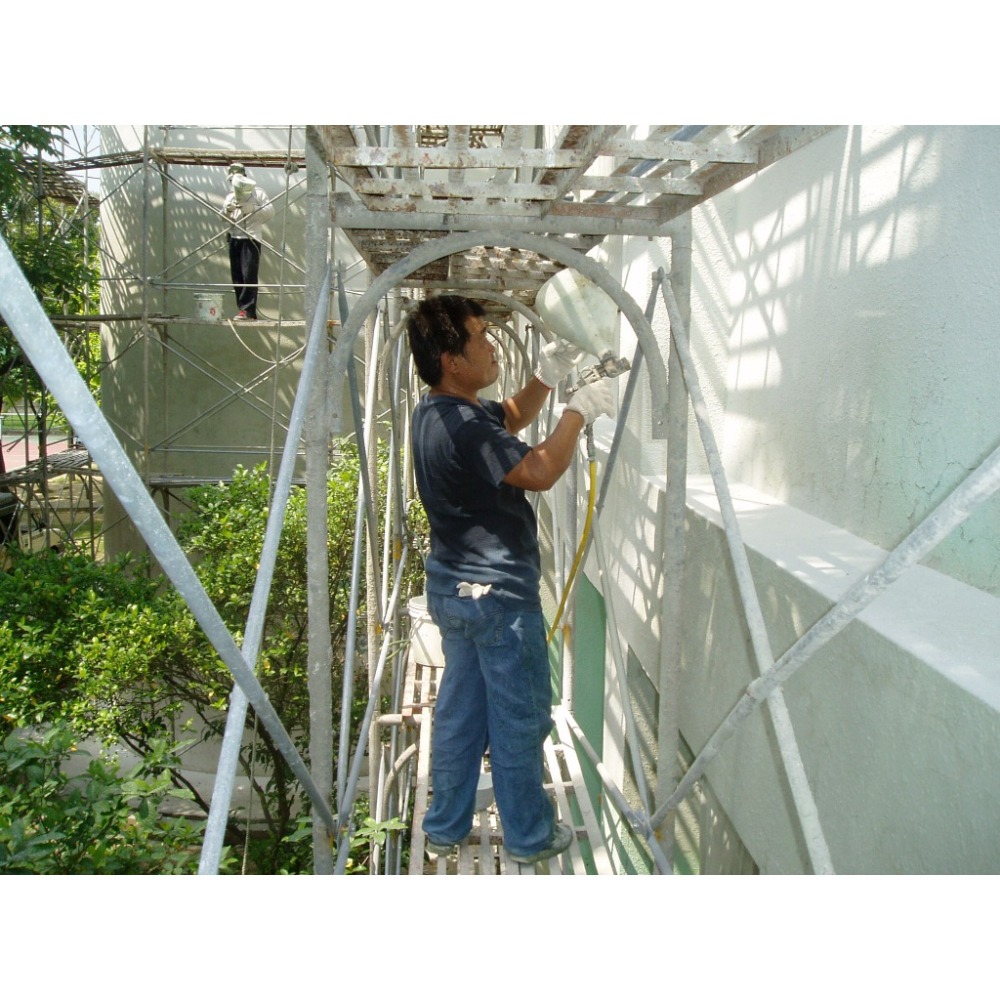 【台灣製造免運】LW-204 水性室外壓克力噴塗介面材–白色 接著用漆 披覆材 仿石天然石接著材料 磁磚水泥面仿石漆打底-細節圖6