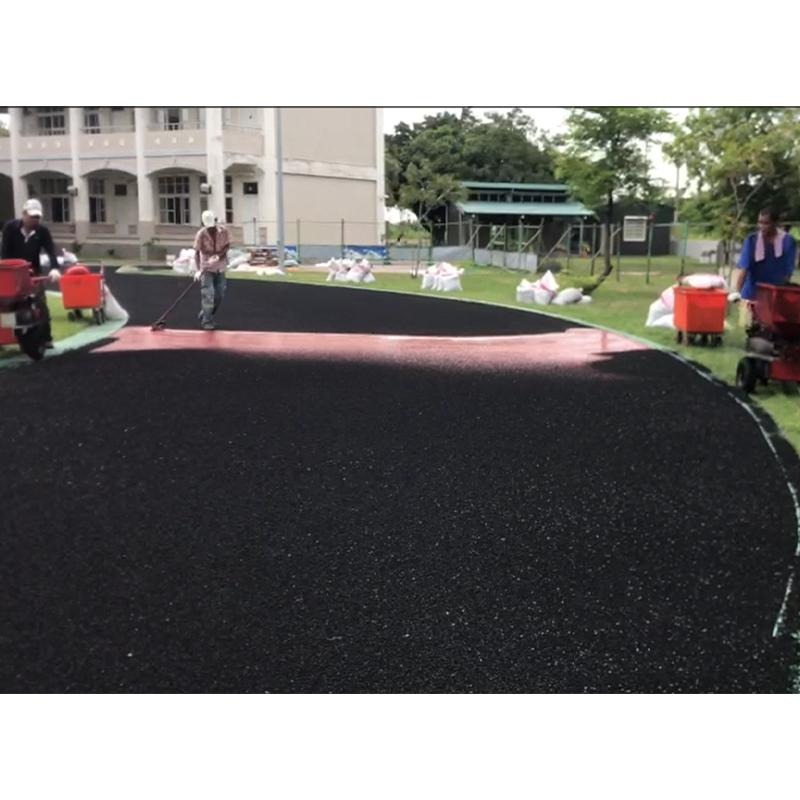 PU跑道顆粒撒佈機（左右側） 顆粒噴灑機 顆粒散播機 顆粒平鋪 機器協作 減少人力 減少時間成本 PU跑道工程 工程機具-細節圖3