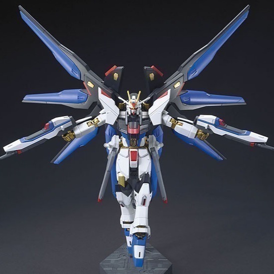 【自由模型】全新現貨 BANDAI HGCE #201 1/144 攻擊自由鋼彈 REVIVE-細節圖4