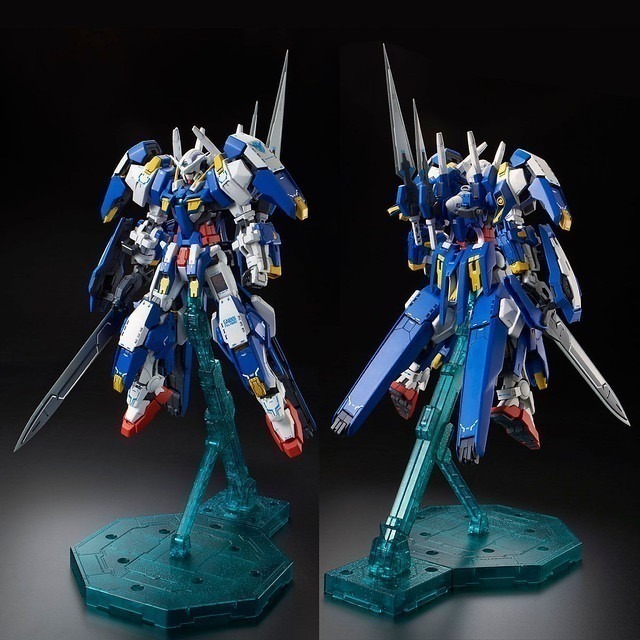 【自由模型】全新現貨 BANDAI 鋼彈00 鋼彈OO MG 1/100 雪崩型 能天使鋼彈 附底座-細節圖2
