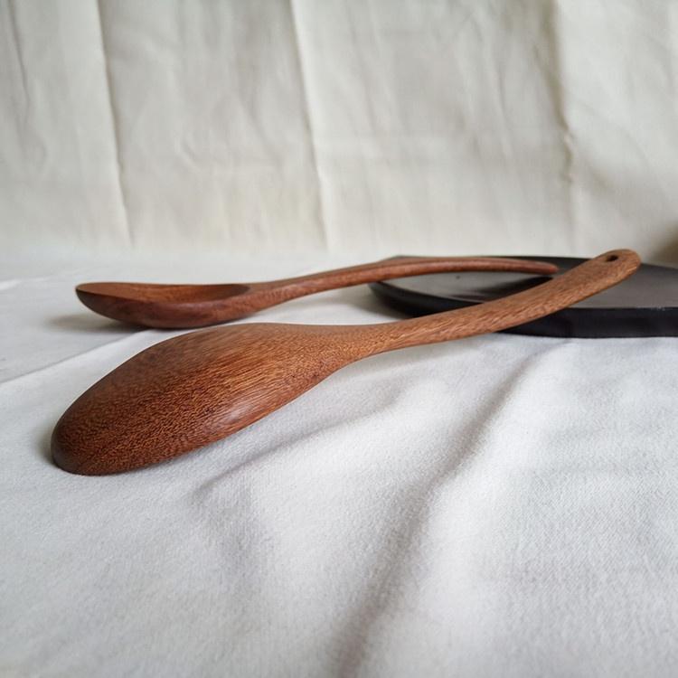 現貨無漆！30*7CM超美雞翅木曲線木湯勺~不沾鍋炒菜好用！長柄粥勺舀湯木勺匙木湯匙木飯匙【CH564】-細節圖5