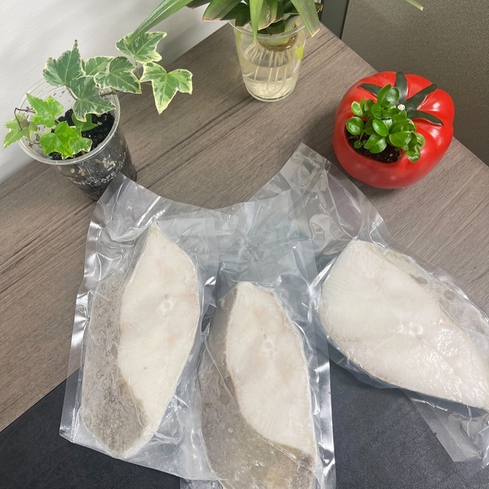 【 鮮選GO ! 】大比目魚切片(俗稱扁鱈385g±5%/片 包冰率約10%/12-13片/箱)-細節圖5