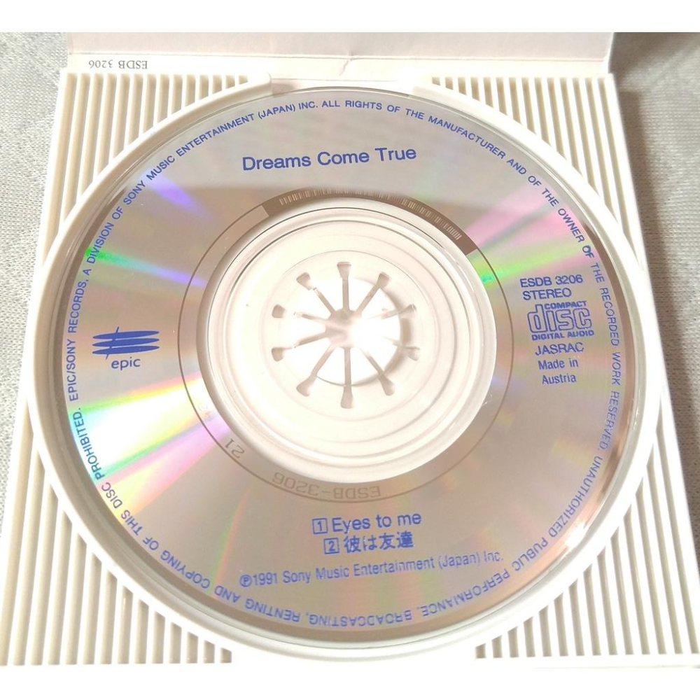 DREAMS COME TRUE - Eyes to me／彼は友達   日版 二手單曲 CD-細節圖4
