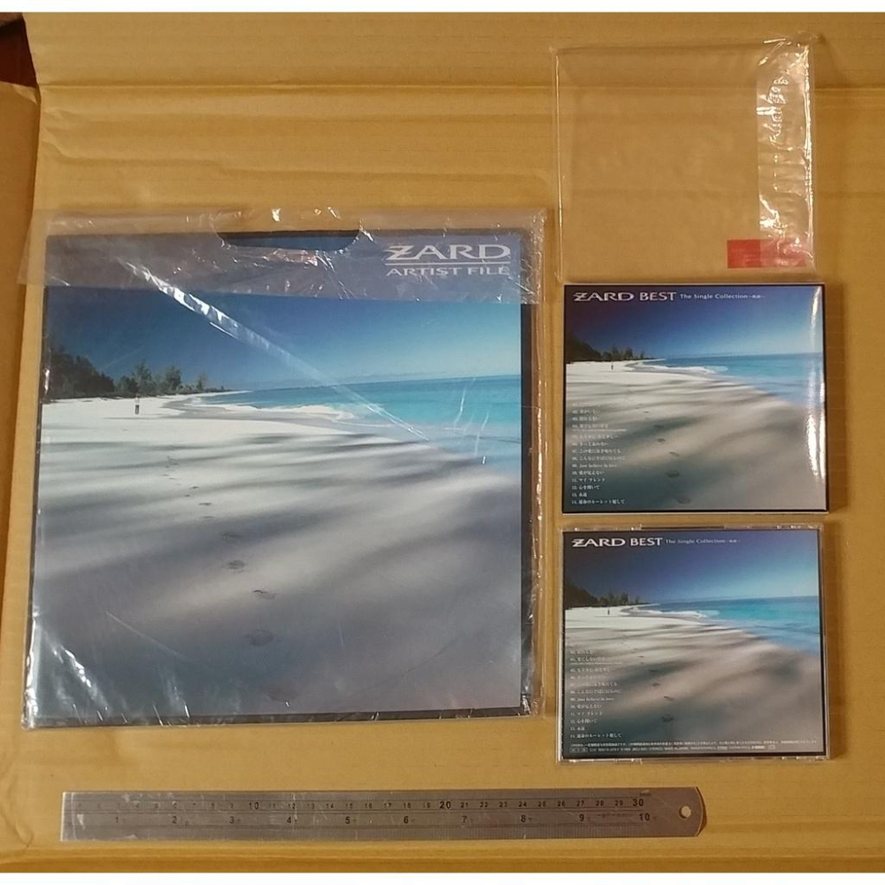 ZARD - ZARD BEST～Single Collection 軌跡～ (含初回限定寫真冊)   日版 二手 CD-細節圖2