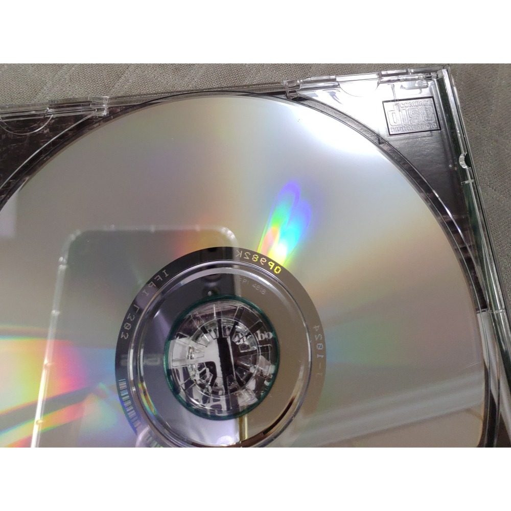 ZARD - ZARD BEST～Request Memorial (含初回特典月曆)   日版 二手 CD-細節圖6