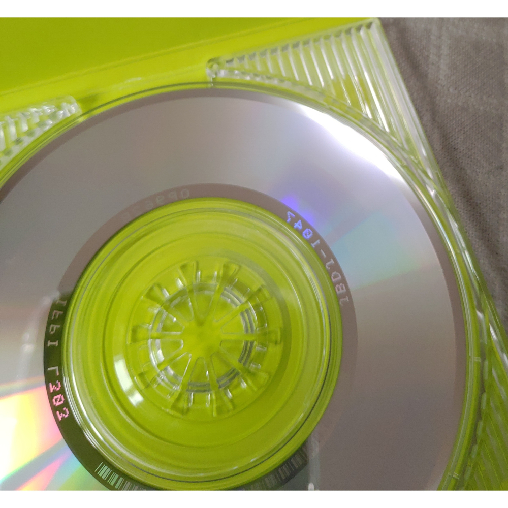 ZARD - 世界はきっと未来の中 (2)   日版 二手單曲 CD-細節圖7