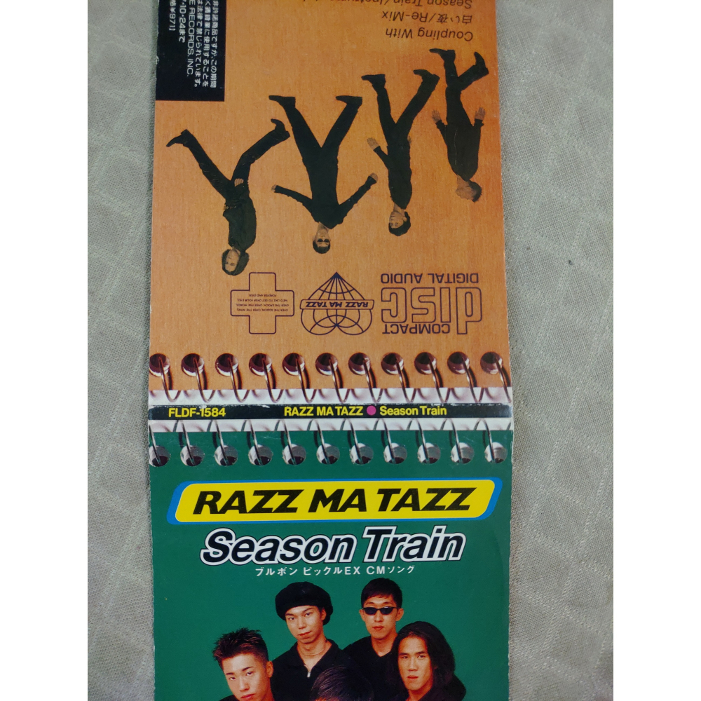 RAZZ MA TAZZ - Season Train   日版 二手單曲 CD-細節圖4