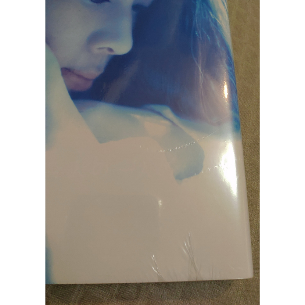 ZARD - 永遠 ～君と僕との間に～ (官方限定雙書封版) 日版 全新書籍-細節圖3