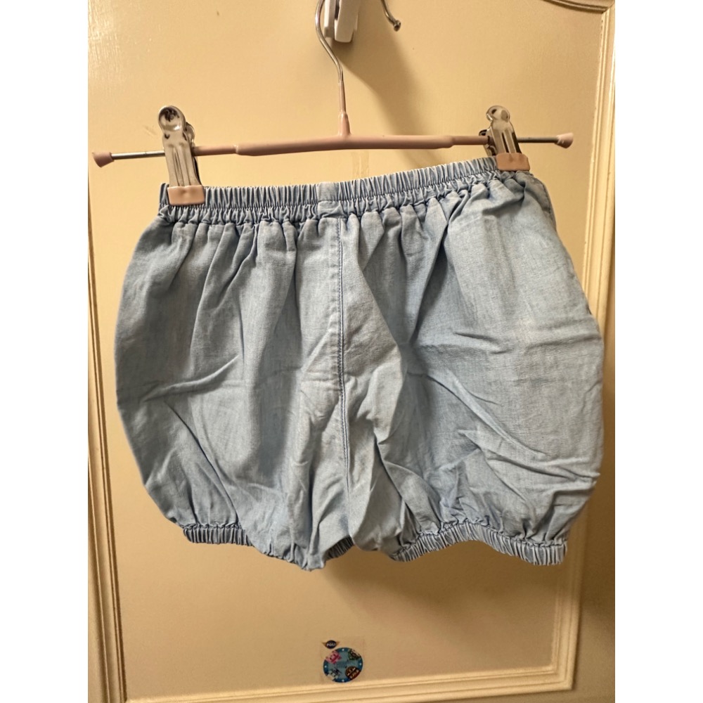 童裝二手商品，很新-細節圖2