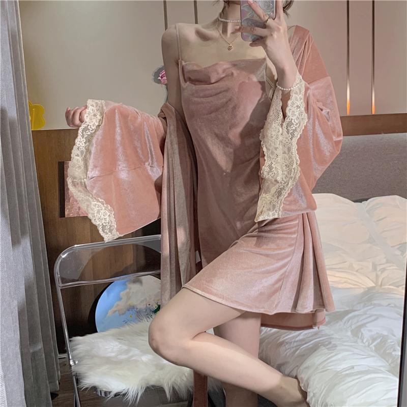 🎀(新品上市 限時特價)性感蕾絲金絲絨 超值二件式居家服 睡衣+睡袍套裝🎀-細節圖2