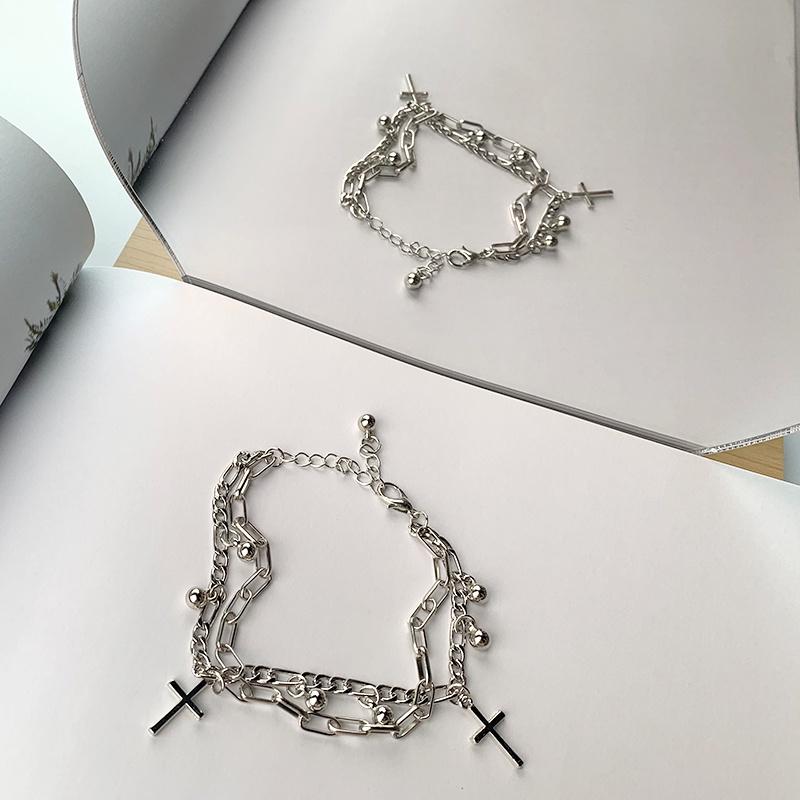 🎀(新品上市 現貨在台)百搭十字架鋼鈦手鍊 飾品 可甜美可個性🎀-細節圖5