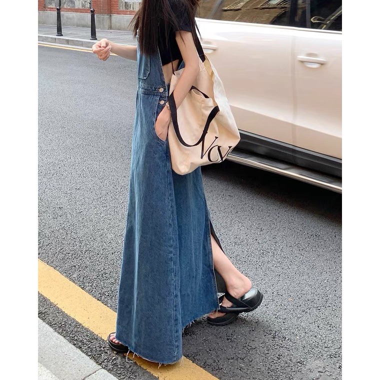 🎀(前十件特價399)復古牛仔毛邊寬鬆顯瘦 吊帶裙 背心裙 韓版設計 牛仔裙 連身裙 長款洋裝 百搭實穿 街頭 洋裝-細節圖4