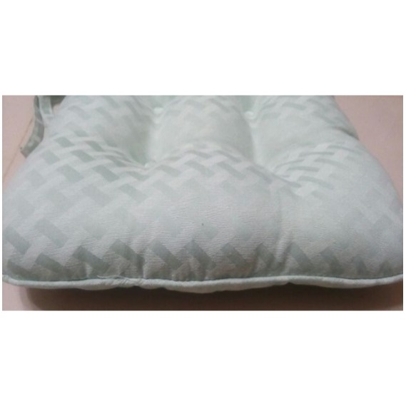 全新 台灣製 外銷 厚實 綁帶座墊 靠枕 抱枕 小枕頭 午安枕 約33x33x7cm 全新 有不同顏色 坐墊 出清特價-細節圖3