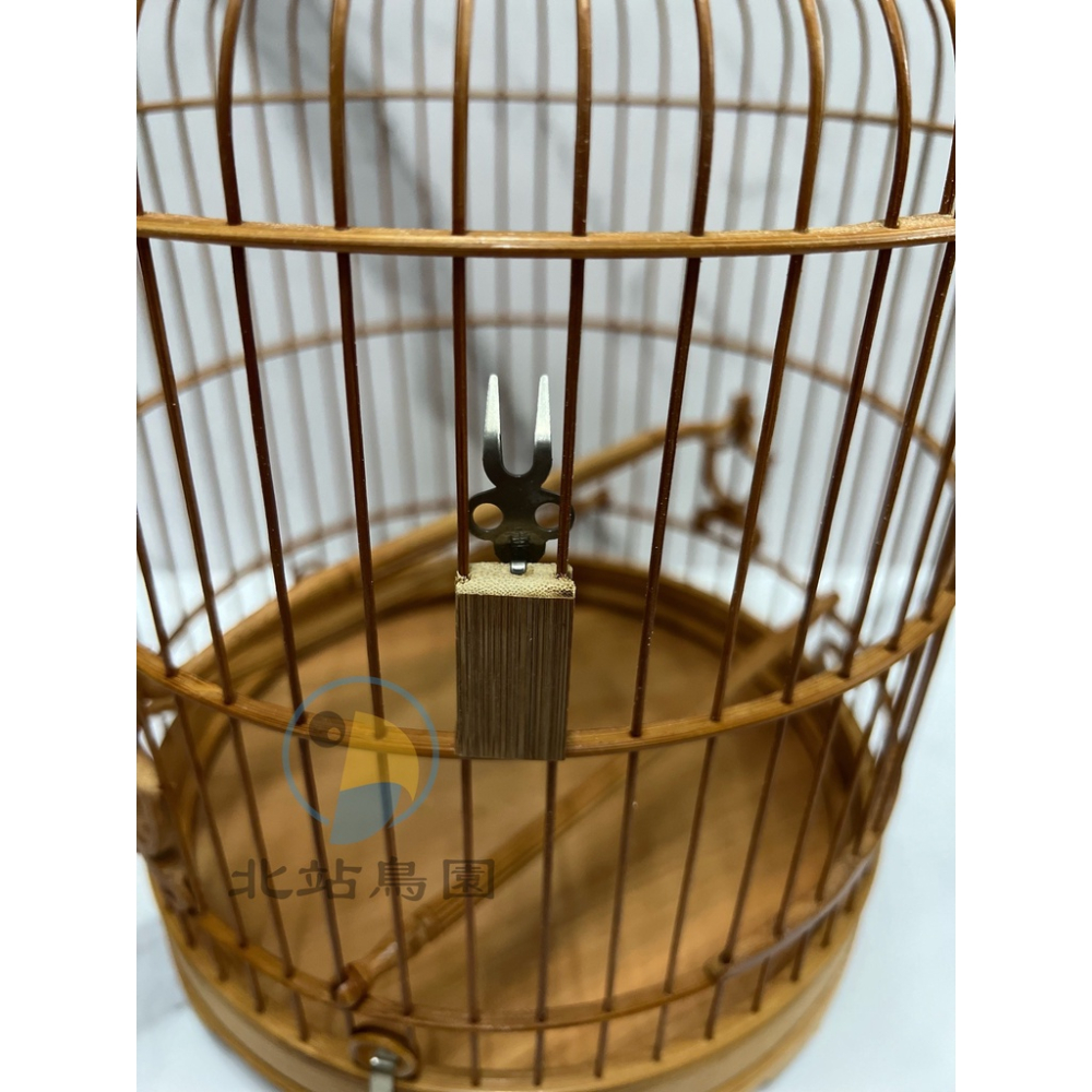 <北站鳥園>素面木製水果叉 / 適用麵包籠、中竹籠、波籠 / 綠繡眼、野鳥、燕科、觀賞鳥用 / 蔬果補充-細節圖2