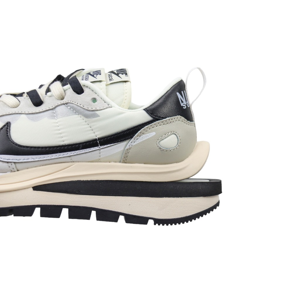 👟Nike x sacai 3.0 Vapor Waffle “Black Swoosh” 白底黑勾 男女款鞋-細節圖3