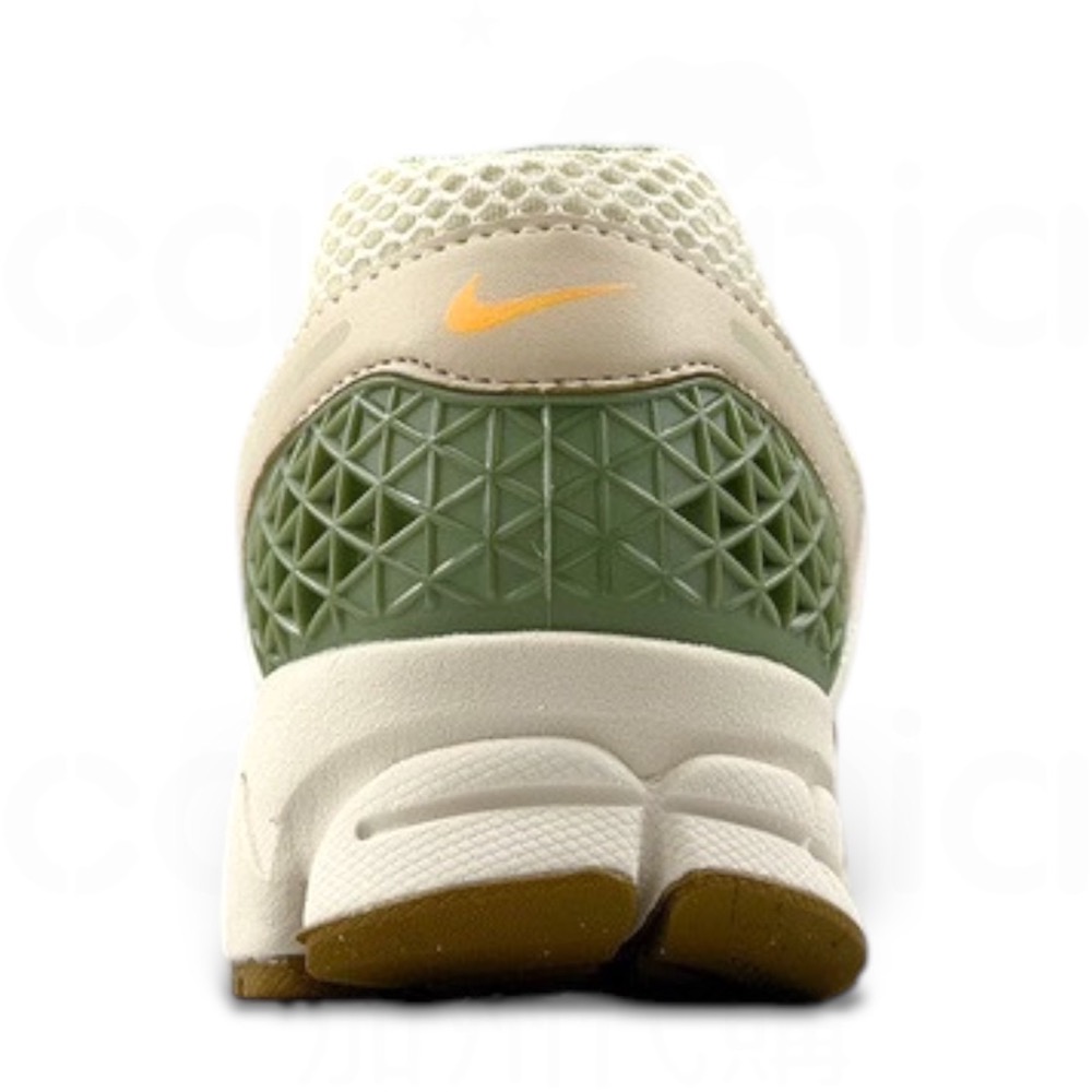 👟NIKE Zoom Vomero 5 Desert Oasis沙漠綠洲｜橄欖綠｜青草綠｜黃勾｜Sail｜休閒鞋｜復古-細節圖10