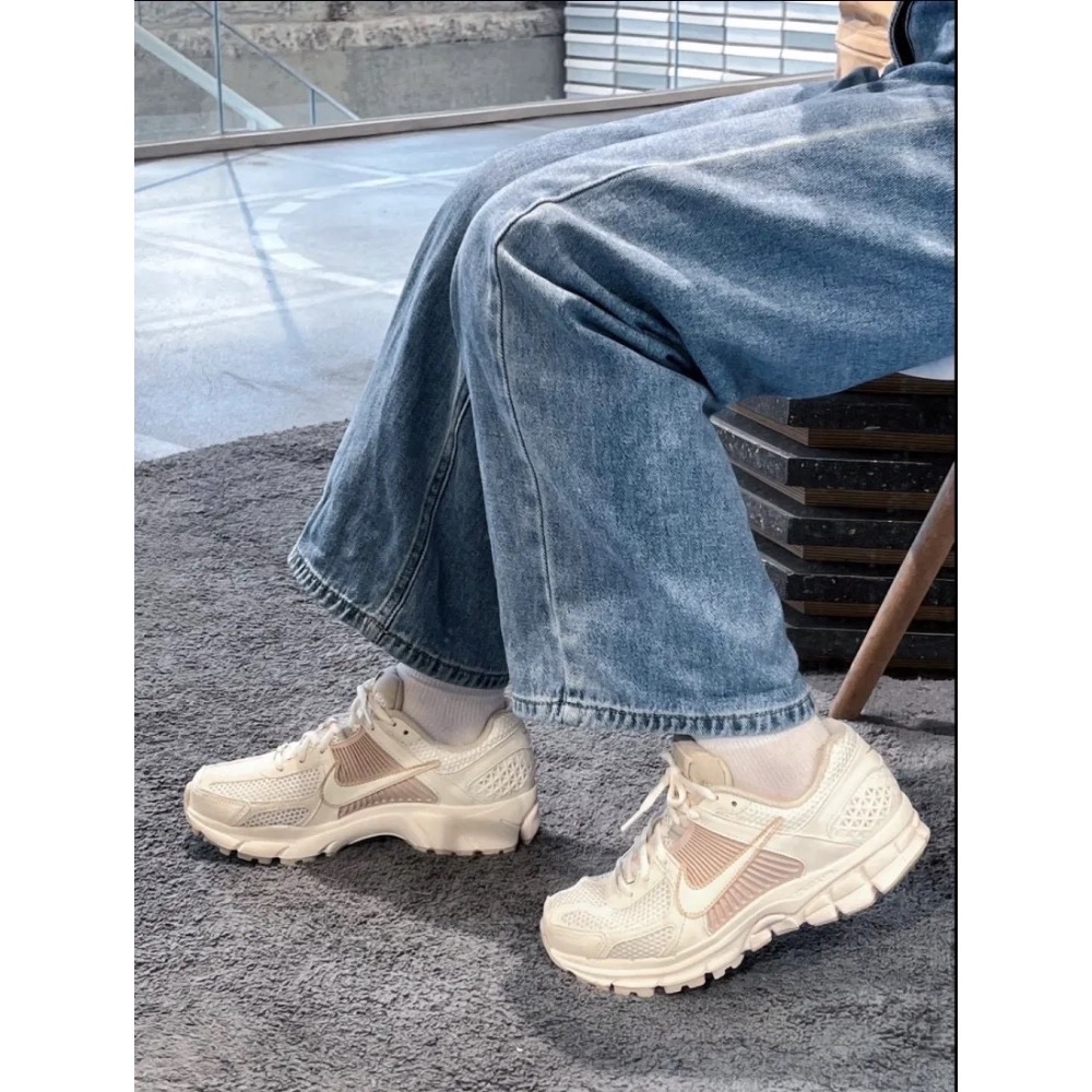👟NIKE Zoom Vomero 5 Tan/Sail船帆白｜杏色｜奶茶色｜米白｜米杏｜焦糖｜運動鞋｜休閒鞋｜復古｜-細節圖5