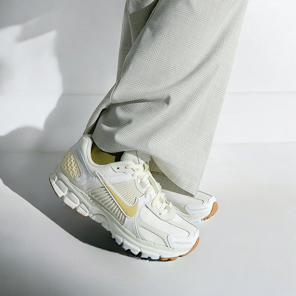 👟NIKE Zoom Vomero 5 Sail Buff Gold帆淺金｜檸檬薄荷｜檸檬糖｜檸檬黃｜運動鞋｜休閒鞋｜-細節圖2
