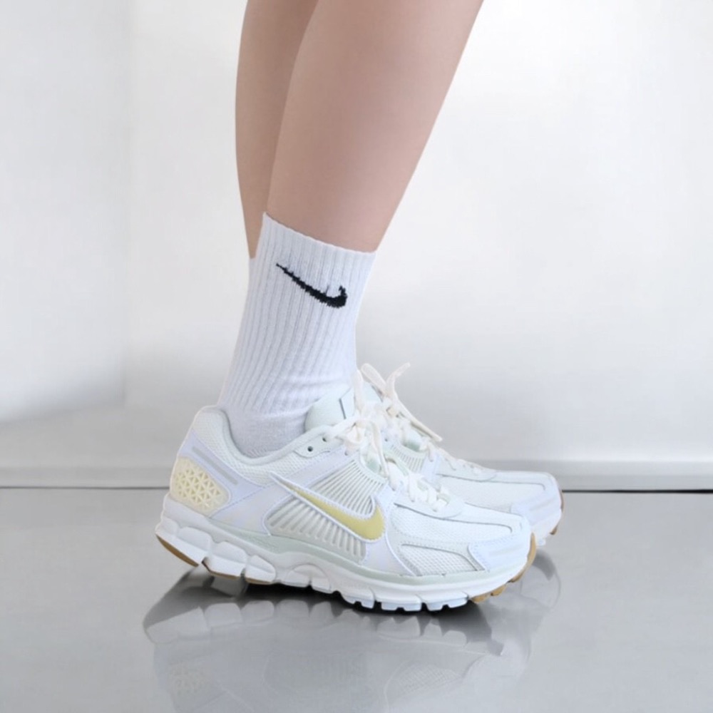 👟NIKE Zoom Vomero 5 Sail Buff Gold帆淺金｜檸檬薄荷｜檸檬糖｜檸檬黃｜運動鞋｜休閒鞋｜-細節圖3