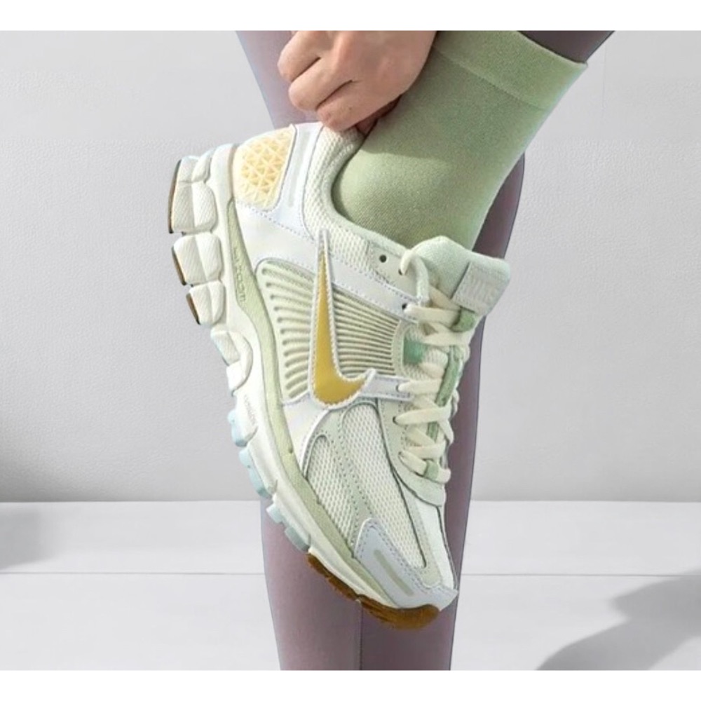 👟NIKE Zoom Vomero 5 Sail Buff Gold帆淺金｜檸檬薄荷｜檸檬糖｜檸檬黃｜運動鞋｜休閒鞋｜-細節圖4