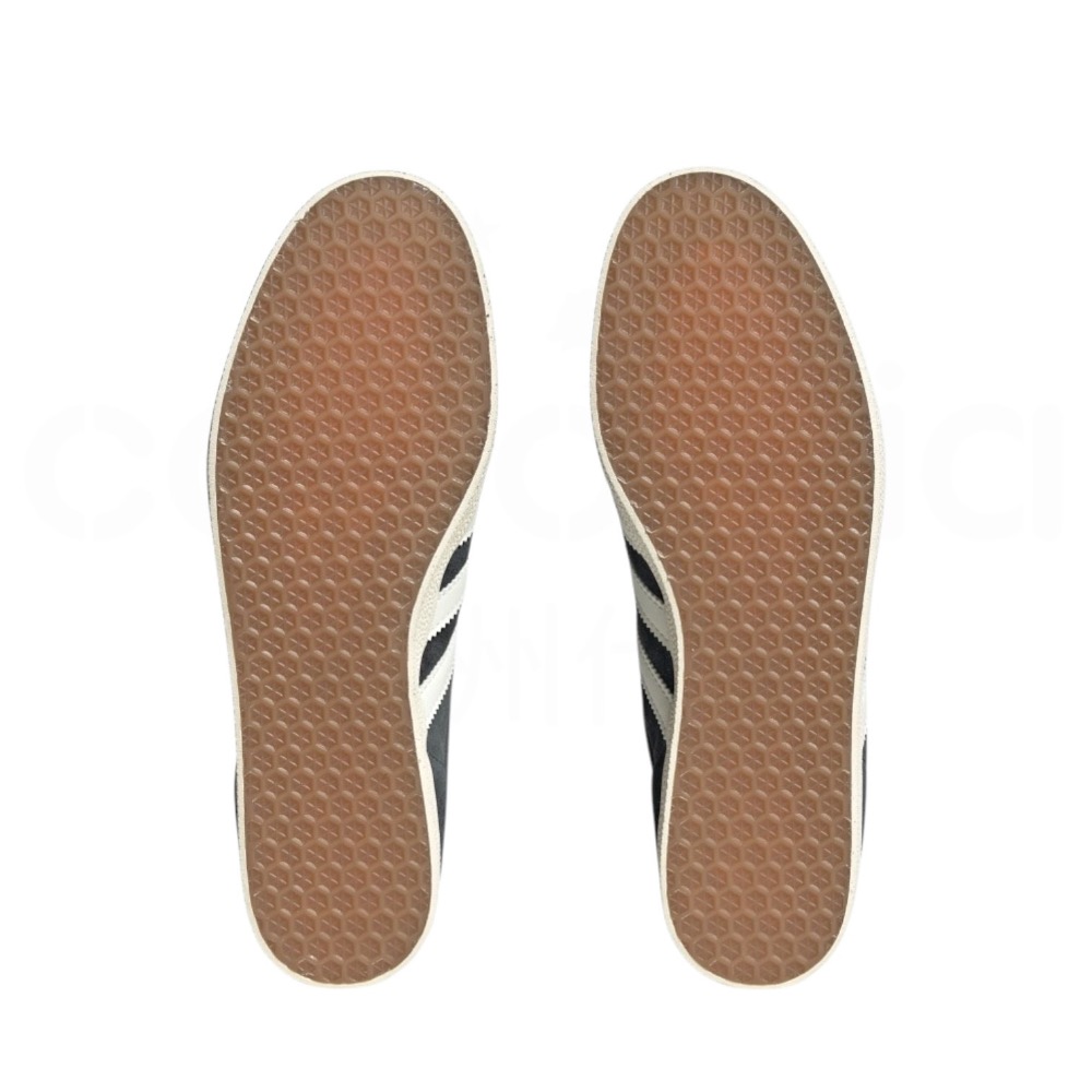 👟adidas GAZELLE 休閒鞋 GY7340 黑白色｜黑色｜白色｜膚色｜白色底｜皮革｜麂皮｜平底鞋｜男女通用款-細節圖4