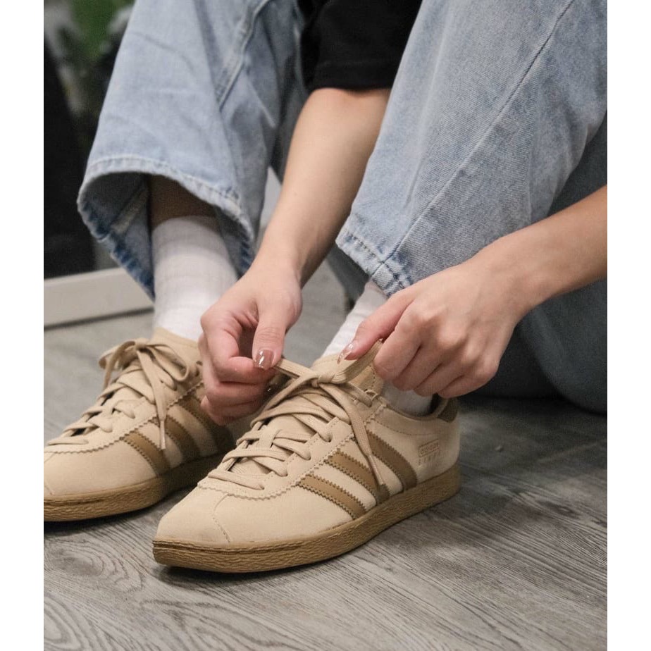 👟adidas STADT 休閒鞋 JI1886 奶茶棕｜奶茶色｜棕色底｜皮革｜麂皮｜平底鞋｜男女通用款鞋-細節圖4