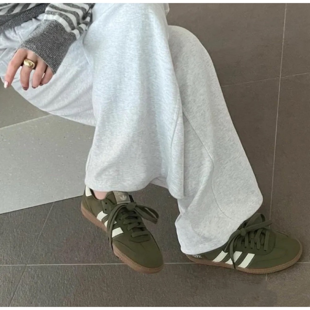 👟adidas SAMBA OG  休閒鞋 橄欖綠白色｜橄欖綠｜白色｜焦糖底｜皮革｜尼龍｜反光｜平底鞋｜男女通用款鞋-細節圖2