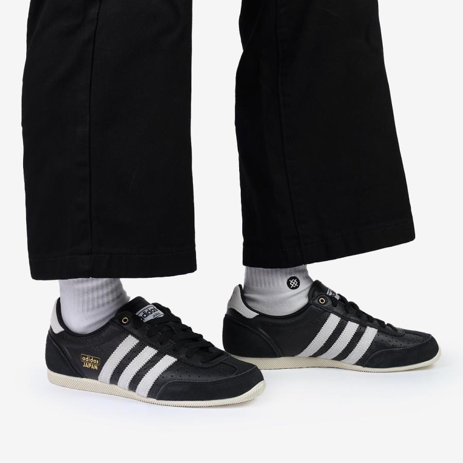 👟adidas JAPAN 休閒鞋 黑白色｜黑色｜白色｜白色底｜皮革｜麂皮｜平底鞋｜男女通用款鞋-細節圖2