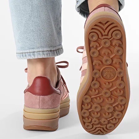 👟adidas GAZELLE BOLD休閒鞋 豆沙粉色｜豆沙色｜淺粉色｜暗紅色｜焦糖底｜皮革｜麂皮｜平底鞋｜增高鞋｜-細節圖3