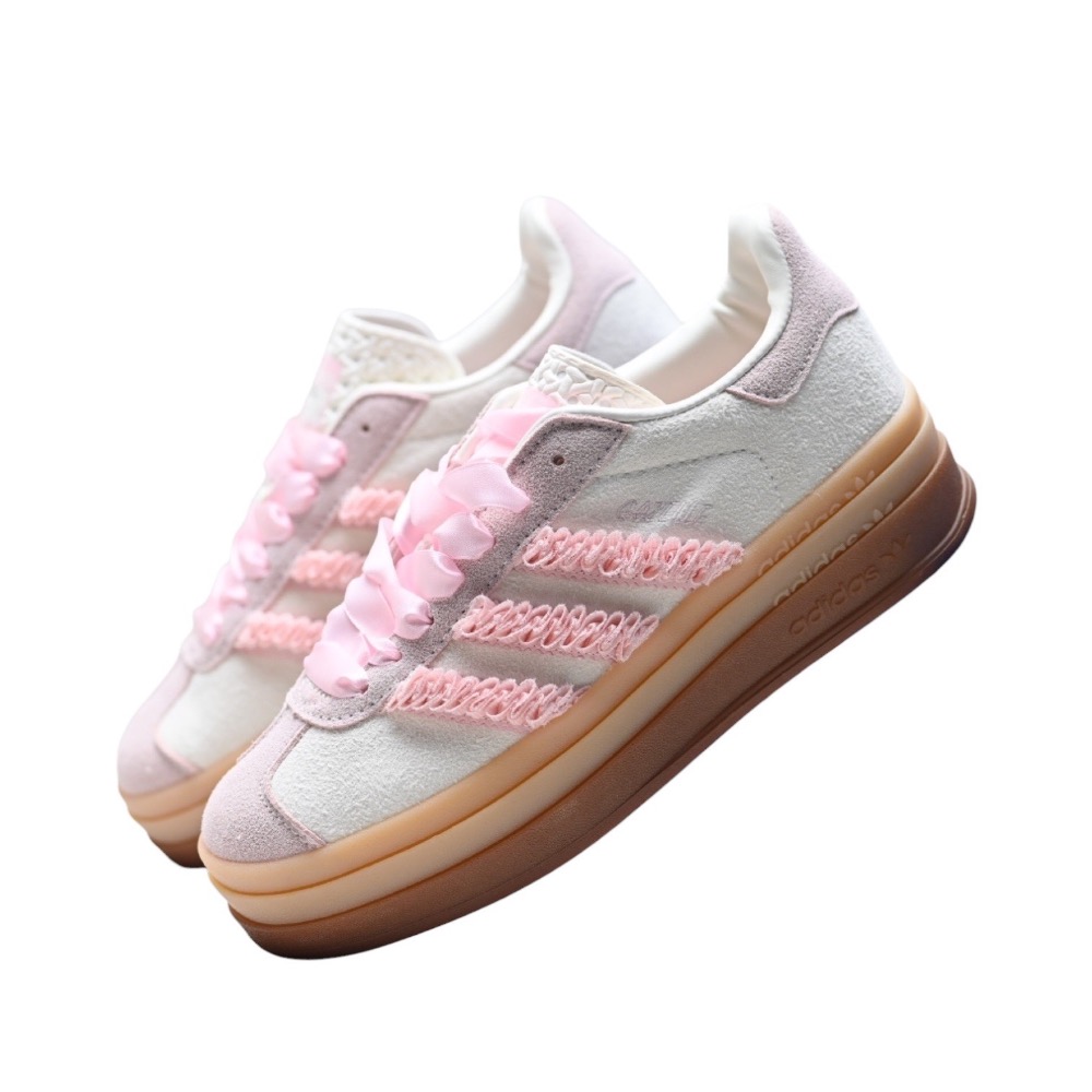 👟adidas GAZELLE BOLD休閒鞋 奶油櫻花粉色｜奶油色｜櫻花粉｜粉紅色｜焦糖底｜緞帶｜麂皮｜厚底｜平底鞋-細節圖10