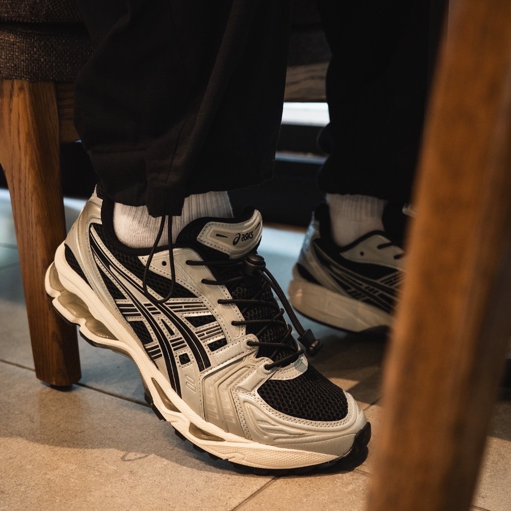 👟ASICS GEL-KAYANO 14休閒鞋 灰黑色｜灰色｜黑色｜皮革｜網眼 男女通用鞋款-細節圖2