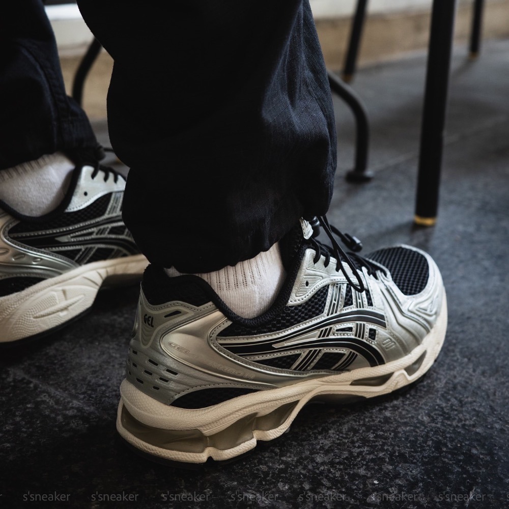 👟ASICS GEL-KAYANO 14休閒鞋 灰黑色｜灰色｜黑色｜皮革｜網眼 男女通用鞋款-細節圖4