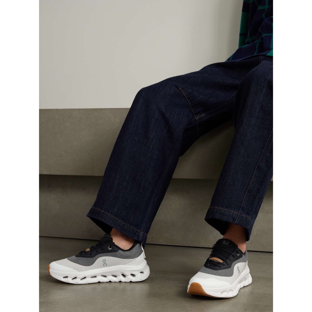 👟LOEWE x On昂跑聯名Running Cloudtilt 2.0 Black/Grey/White 彈力再生針-細節圖3