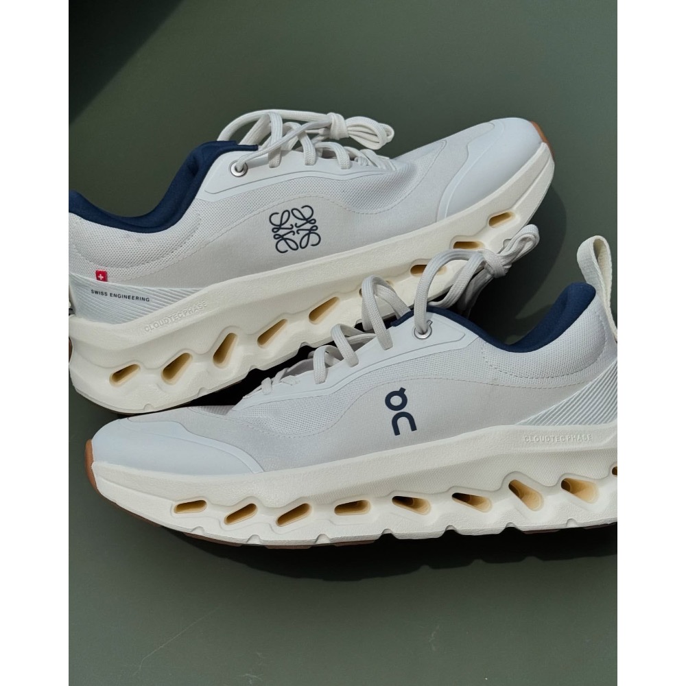 👟LOEWE x On昂跑聯名Running Cloudtilt 2.0 Navi White 彈力再生針織鞋｜聯乘｜-細節圖8