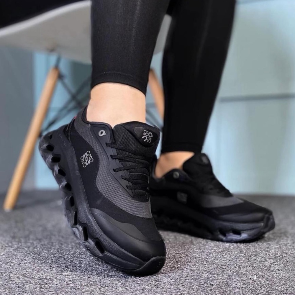 👟LOEWE x On昂跑聯名Running Cloudtilt 2.0 Black彈力再生針織鞋｜聯乘｜雲朵跑鞋｜跑-細節圖2